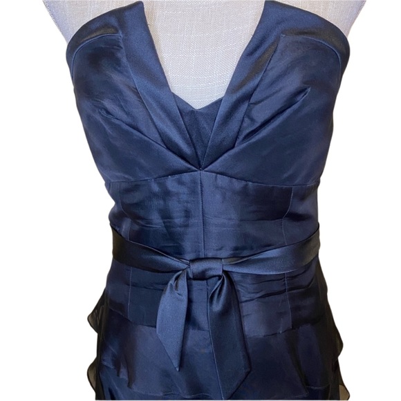 Kay Unger Black Strapless Tiered Evening Gown - Picture 2 of 11